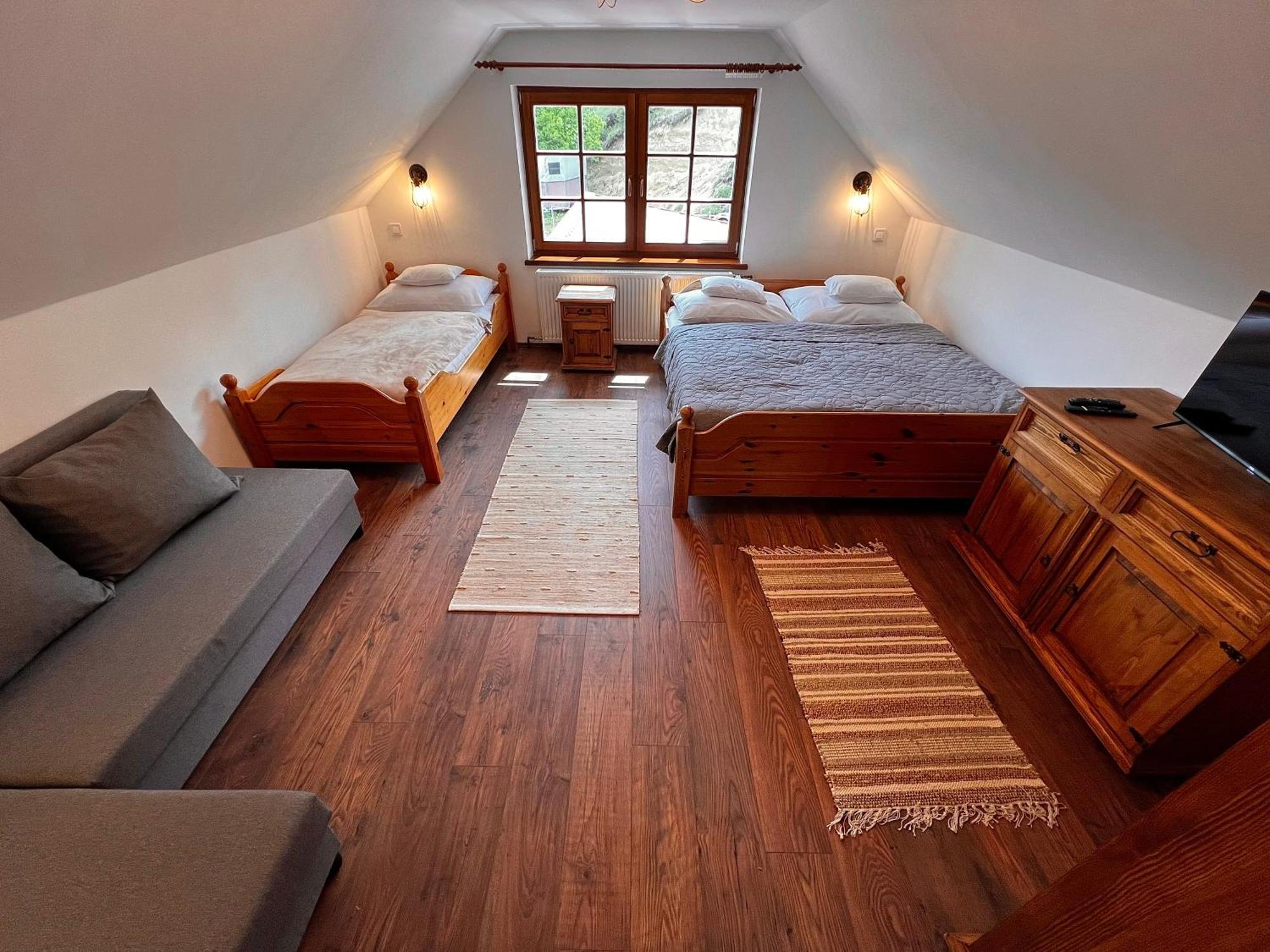 Bed and Breakfast Pilisi Lovas Major, Dorog Exterior foto